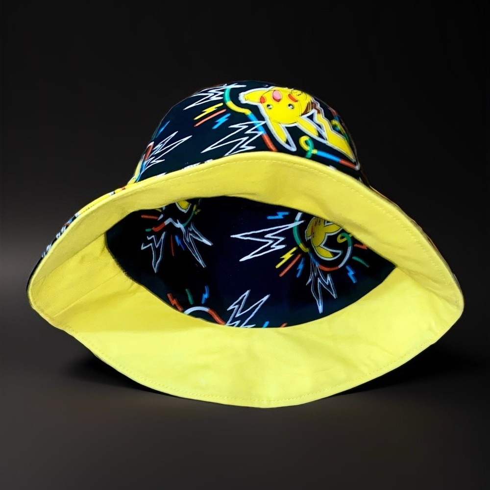 Toddler/Infant Electrifying Pikachu Graphic Bucket Hat - Picture 4 of 6